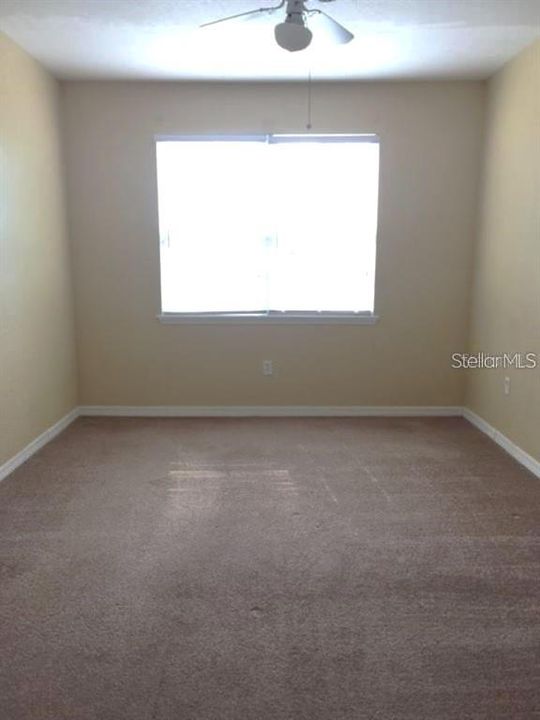 For Sale: $210,000 (2 beds, 2 baths, 1107 Square Feet)