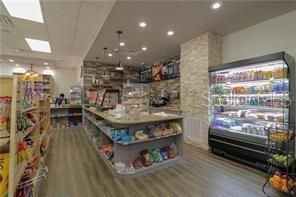 For Sale: $210,000 (2 beds, 2 baths, 1107 Square Feet)