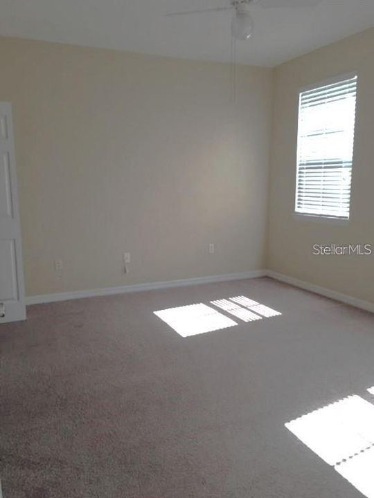 For Sale: $210,000 (2 beds, 2 baths, 1107 Square Feet)