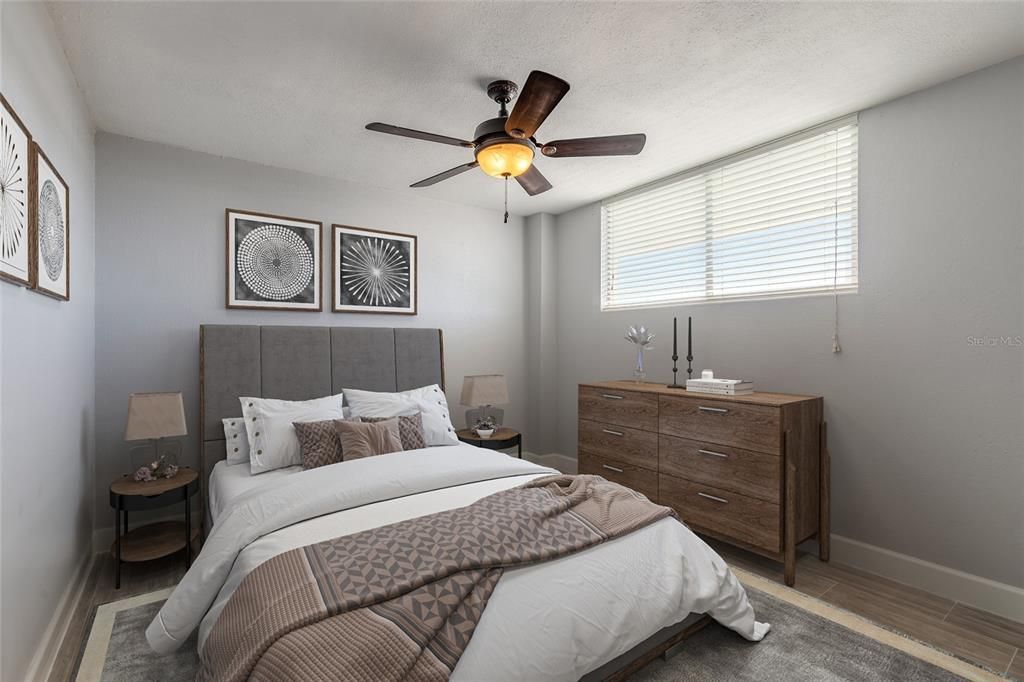 Active With Contract: $209,900 (2 beds, 2 baths, 890 Square Feet)