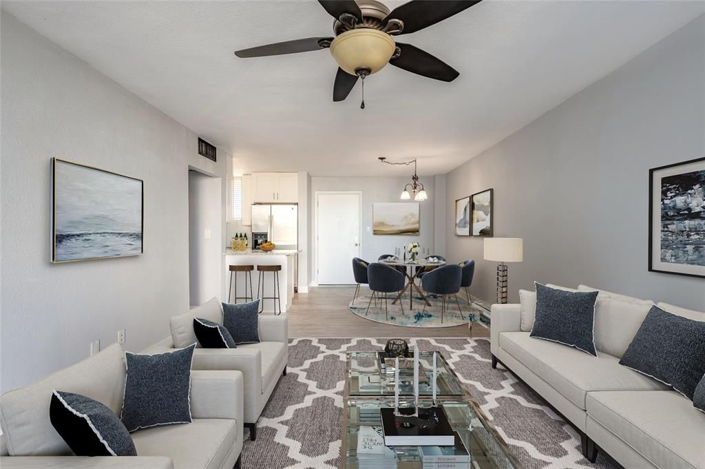 Active With Contract: $209,900 (2 beds, 2 baths, 890 Square Feet)