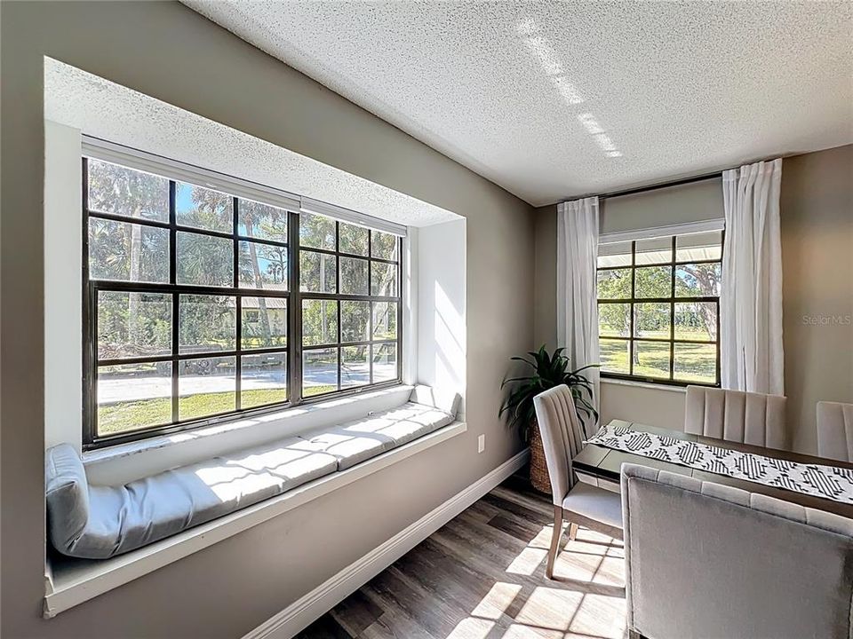 待售: $569,900 (3 贝兹, 2 浴室, 2218 平方英尺)