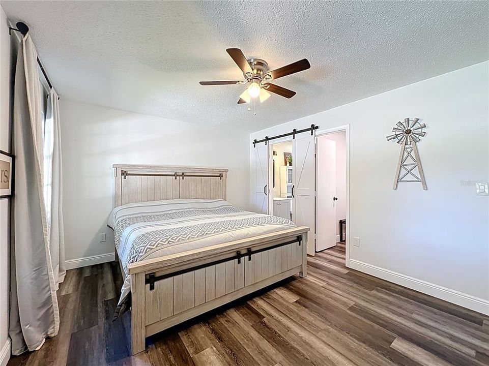 待售: $569,900 (3 贝兹, 2 浴室, 2218 平方英尺)