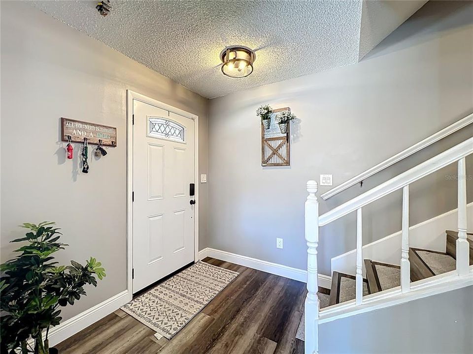 待售: $569,900 (3 贝兹, 2 浴室, 2218 平方英尺)