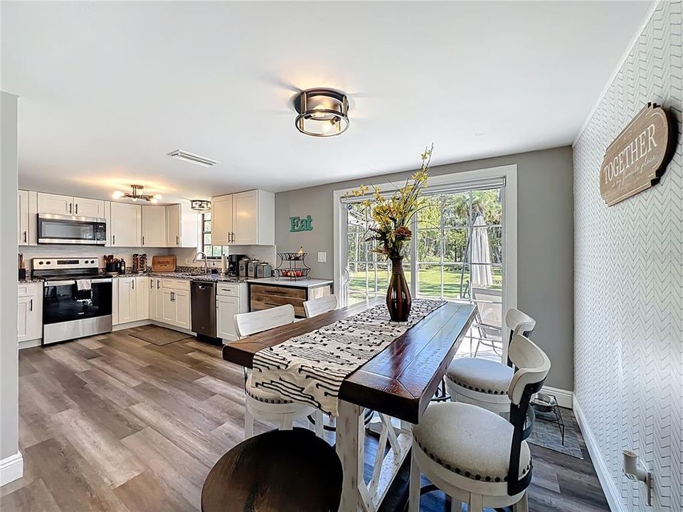 待售: $569,900 (3 贝兹, 2 浴室, 2218 平方英尺)