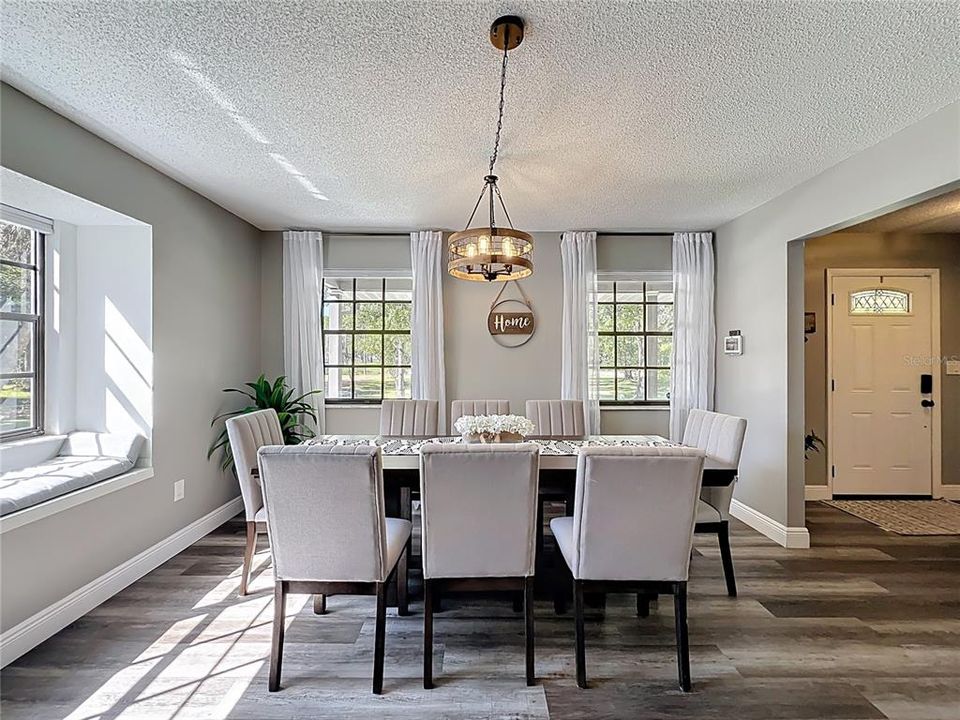 待售: $569,900 (3 贝兹, 2 浴室, 2218 平方英尺)