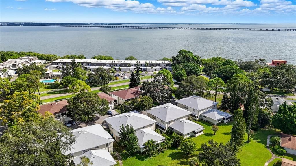 出租: $1,850 (2 贝兹, 1 浴室, 752 平方英尺)