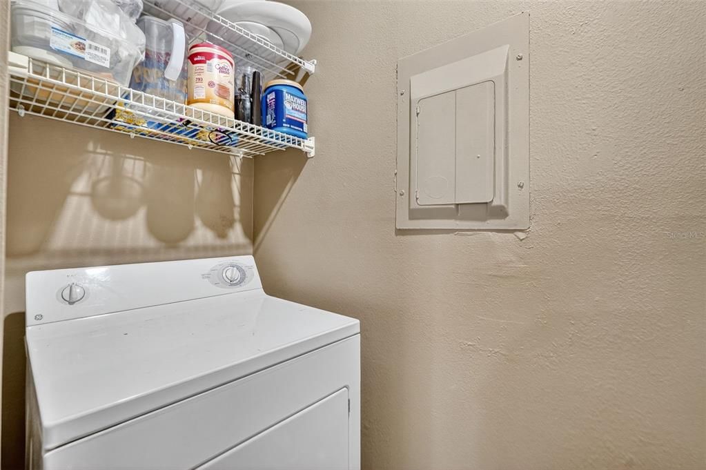 出租: $1,850 (2 贝兹, 1 浴室, 752 平方英尺)