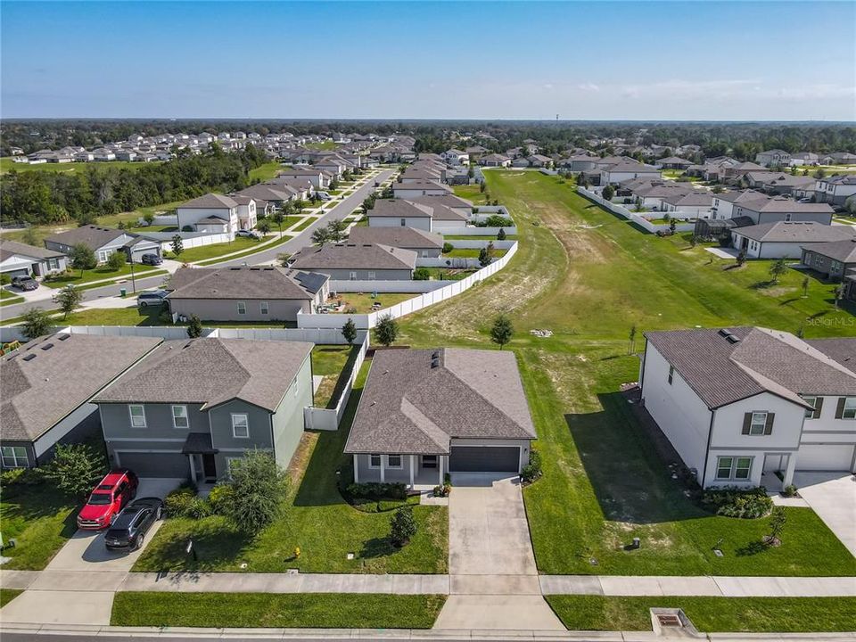 En Venta: $359,000 (3 camas, 2 baños, 1675 Pies cuadrados)