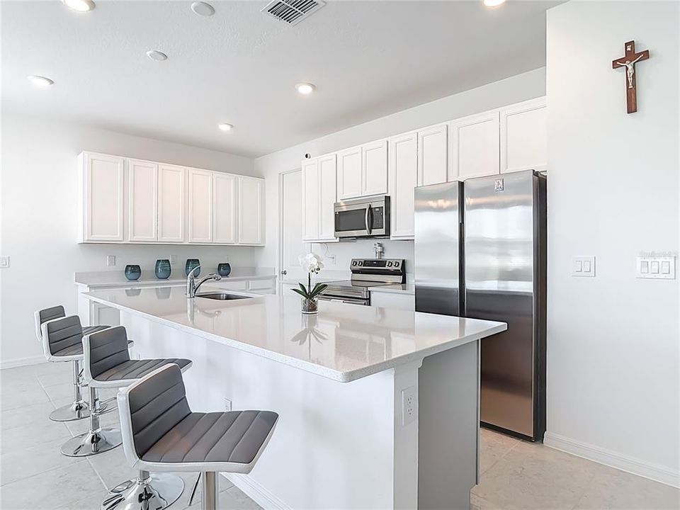 En Venta: $359,000 (3 camas, 2 baños, 1675 Pies cuadrados)