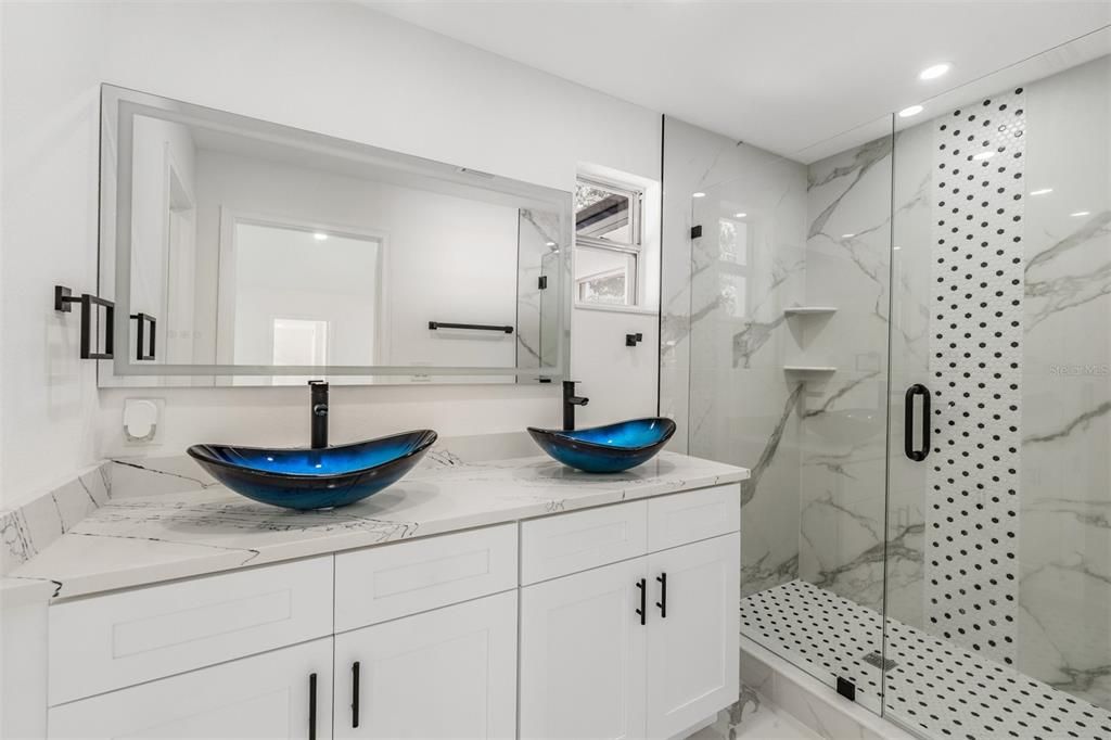 For Sale: $549,900 (4 beds, 3 baths, 1792 Square Feet)