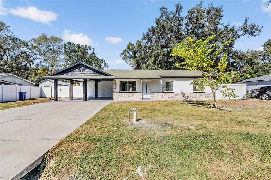 For Sale: $549,900 (4 beds, 3 baths, 1792 Square Feet)