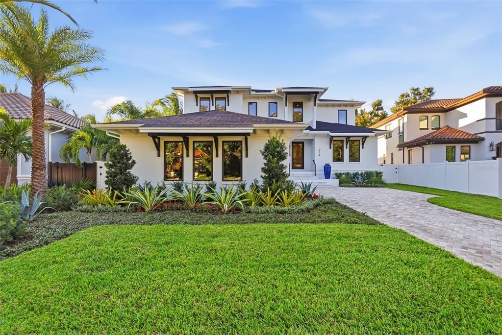 待售: $3,799,900 (5 贝兹, 6 浴室, 4741 平方英尺)