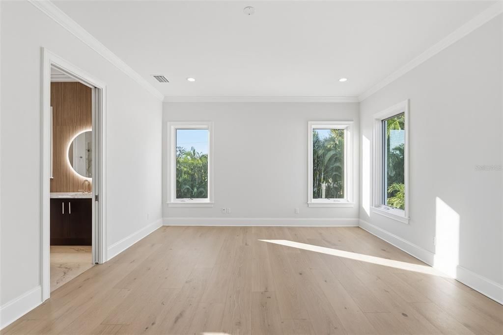 待售: $3,799,900 (5 贝兹, 6 浴室, 4741 平方英尺)