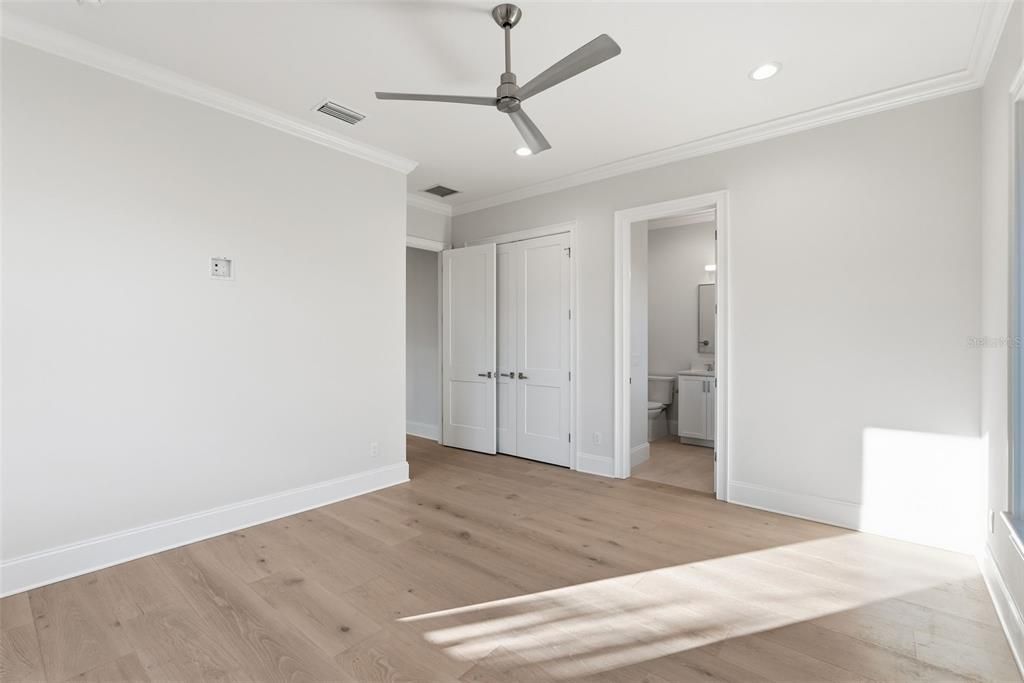 待售: $3,799,900 (5 贝兹, 6 浴室, 4741 平方英尺)