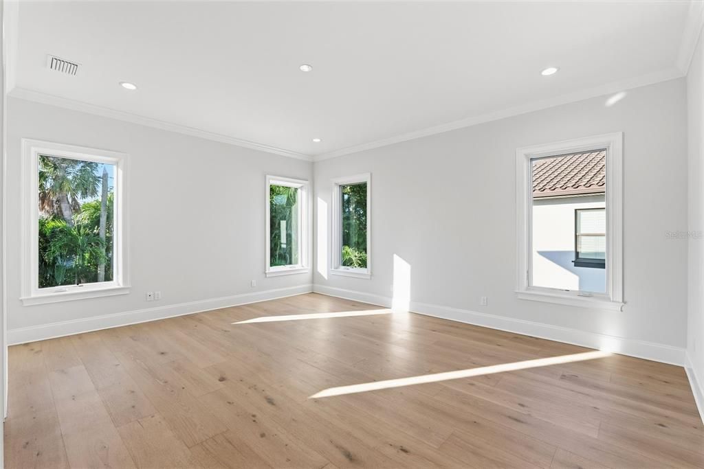 待售: $3,799,900 (5 贝兹, 6 浴室, 4741 平方英尺)