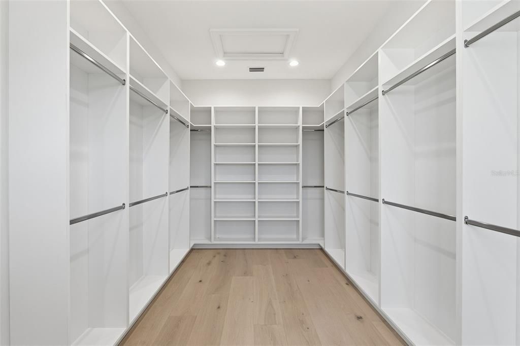 待售: $3,799,900 (5 贝兹, 6 浴室, 4741 平方英尺)