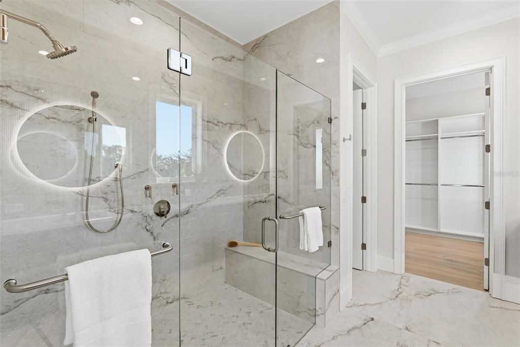 待售: $3,799,900 (5 贝兹, 6 浴室, 4741 平方英尺)