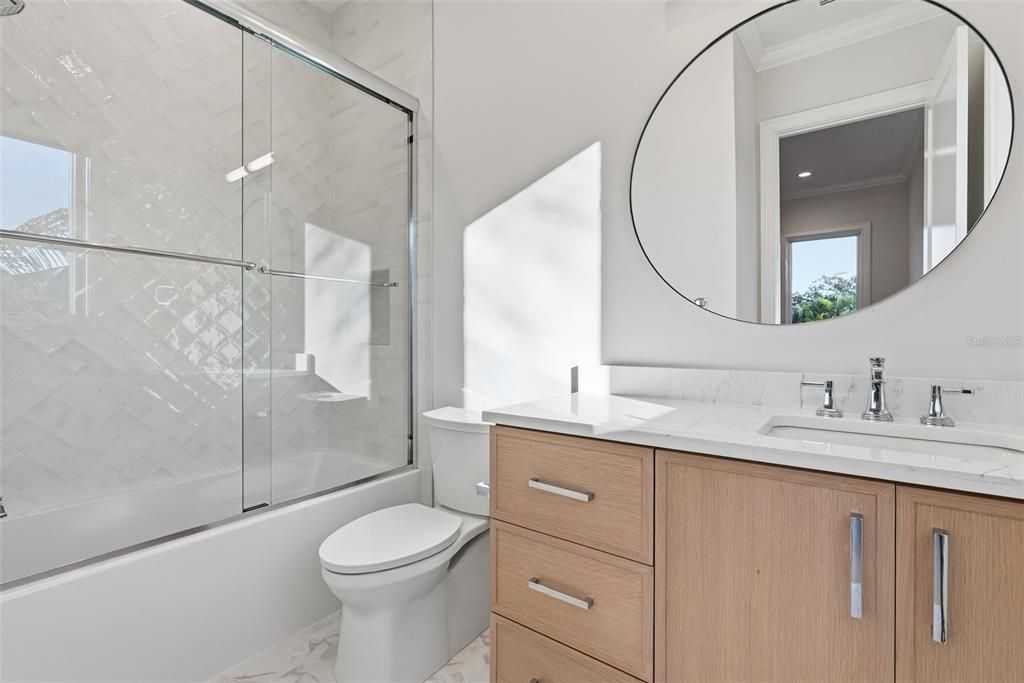 待售: $3,799,900 (5 贝兹, 6 浴室, 4741 平方英尺)