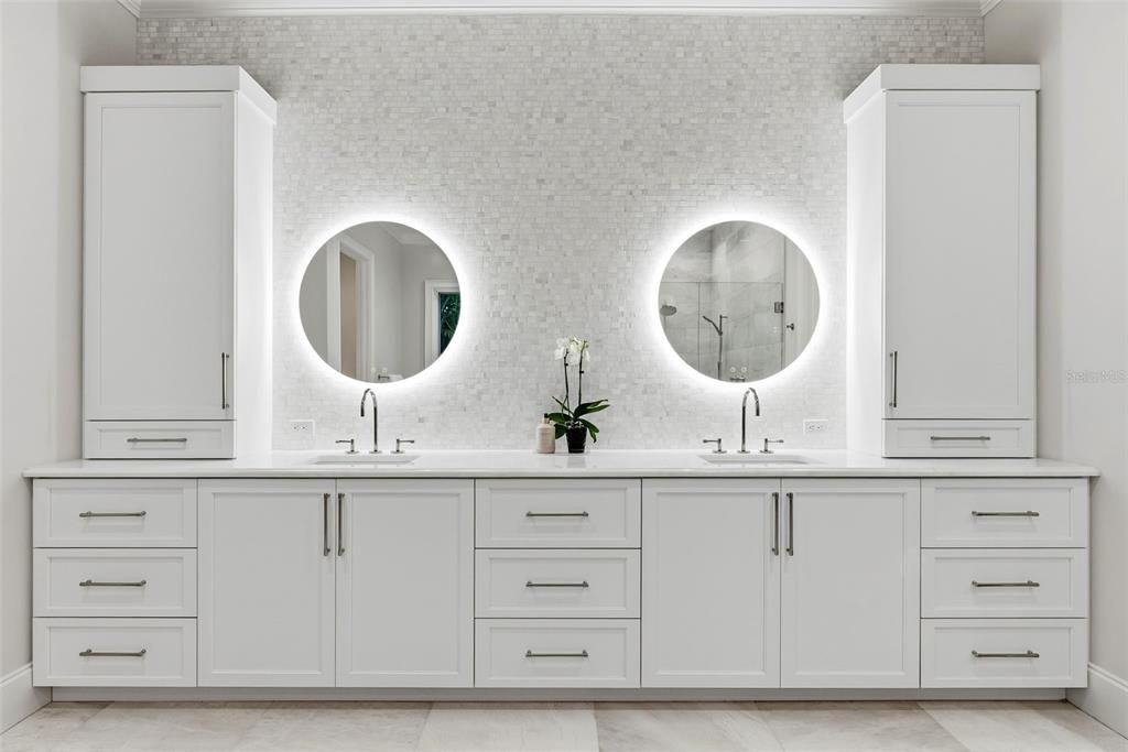 待售: $3,799,900 (5 贝兹, 6 浴室, 4741 平方英尺)