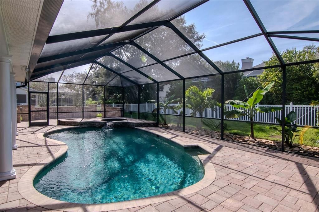 En Venta: $875,000 (6 camas, 3 baños, 3364 Pies cuadrados)