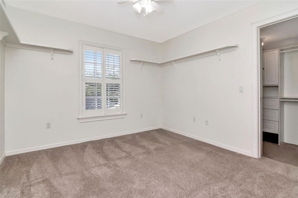 En Venta: $875,000 (6 camas, 3 baños, 3364 Pies cuadrados)