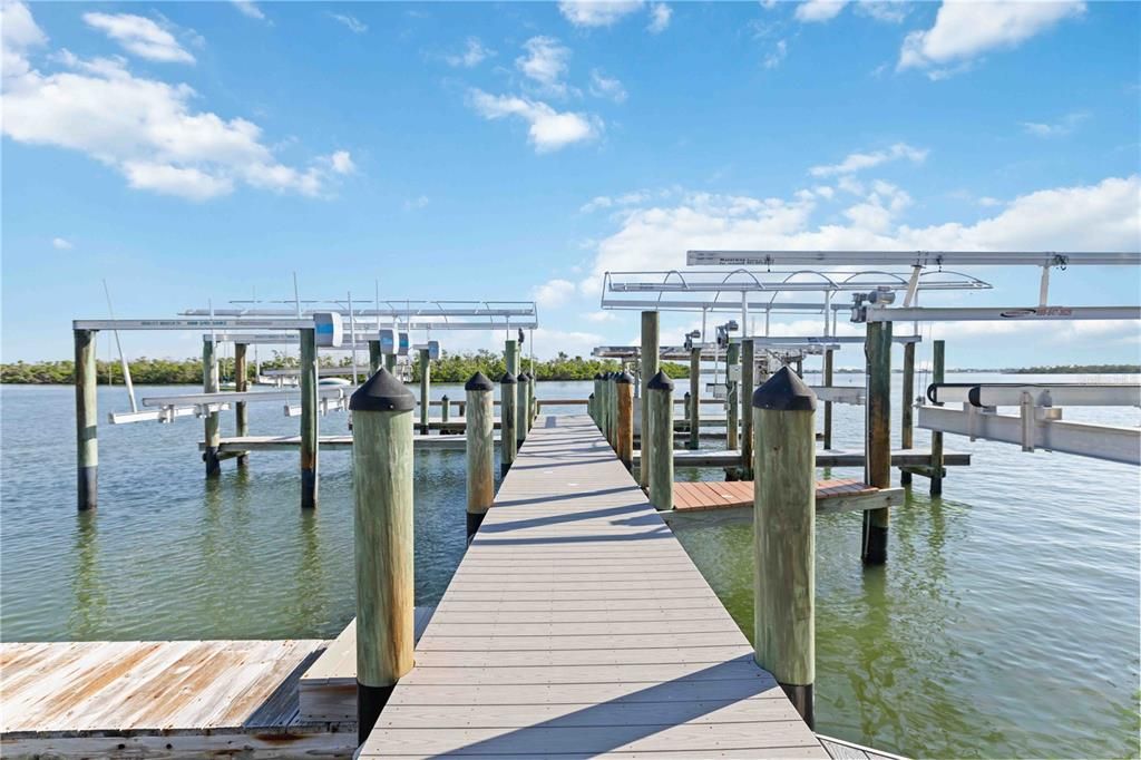 待售: $1,599,995 (3 贝兹, 3 浴室, 1560 平方英尺)