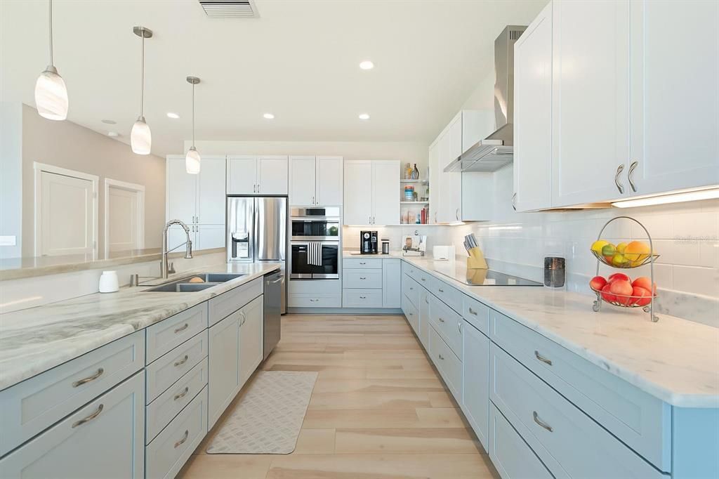 待售: $1,599,995 (3 贝兹, 3 浴室, 1560 平方英尺)