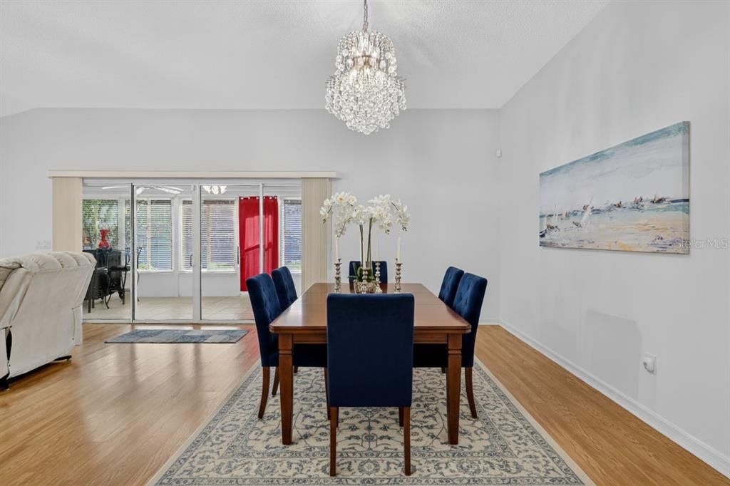 For Sale: $380,000 (3 beds, 2 baths, 1918 Square Feet)