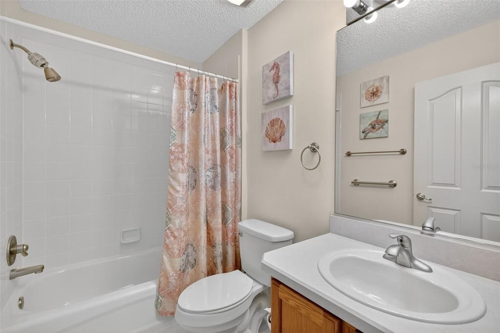 For Sale: $380,000 (3 beds, 2 baths, 1918 Square Feet)