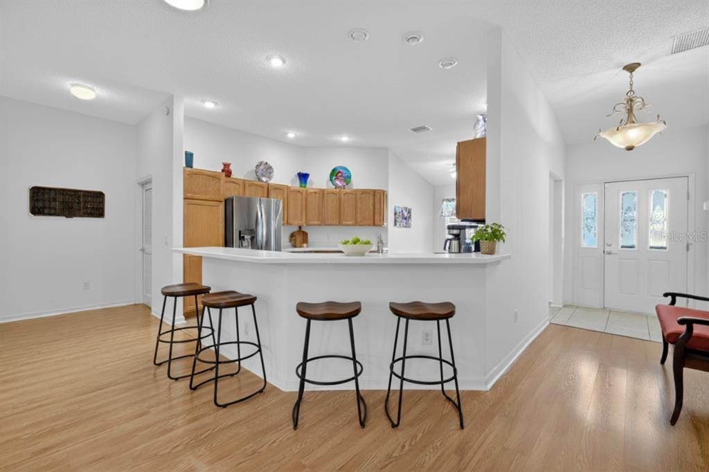 For Sale: $380,000 (3 beds, 2 baths, 1918 Square Feet)