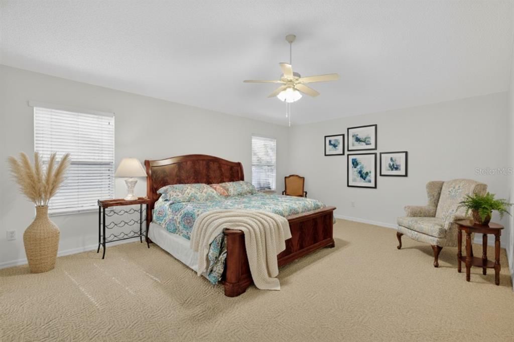 For Sale: $380,000 (3 beds, 2 baths, 1918 Square Feet)