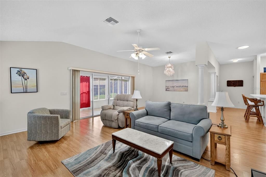 For Sale: $380,000 (3 beds, 2 baths, 1918 Square Feet)