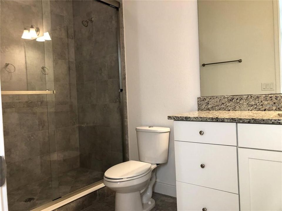 For Rent: $2,200 (2 beds, 2 baths, 1353 Square Feet)