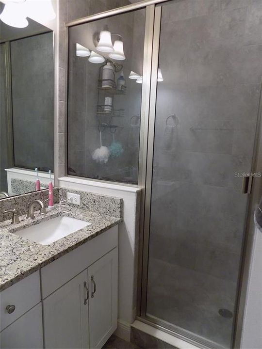 For Rent: $2,200 (2 beds, 2 baths, 1353 Square Feet)