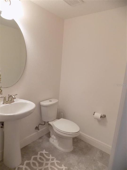 For Rent: $2,200 (2 beds, 2 baths, 1353 Square Feet)