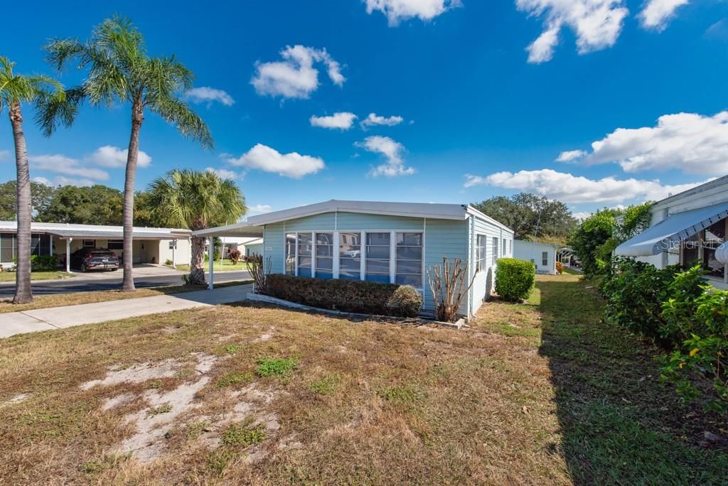 For Sale: $109,300 (2 beds, 2 baths, 1320 Square Feet)