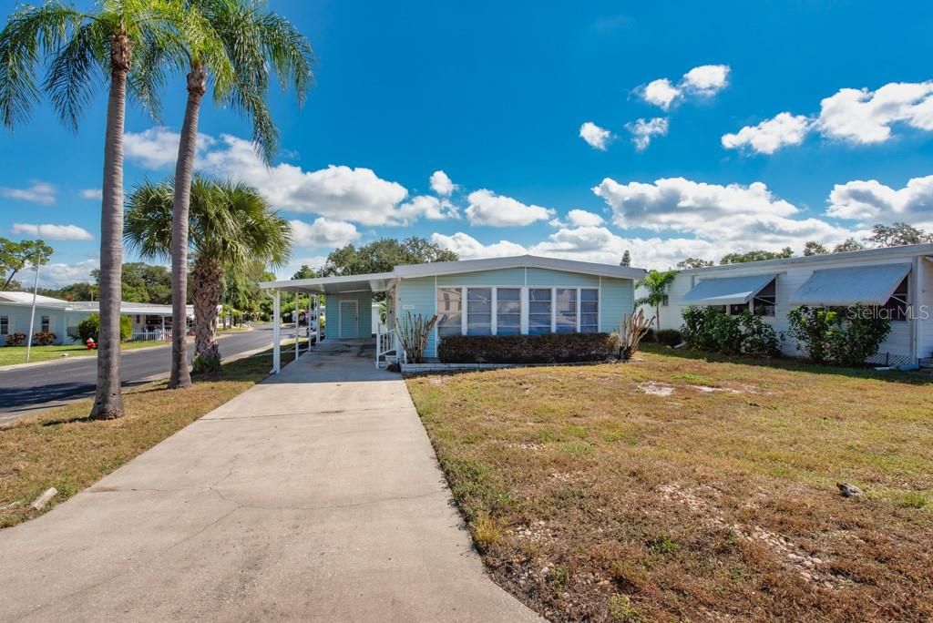 For Sale: $109,300 (2 beds, 2 baths, 1320 Square Feet)