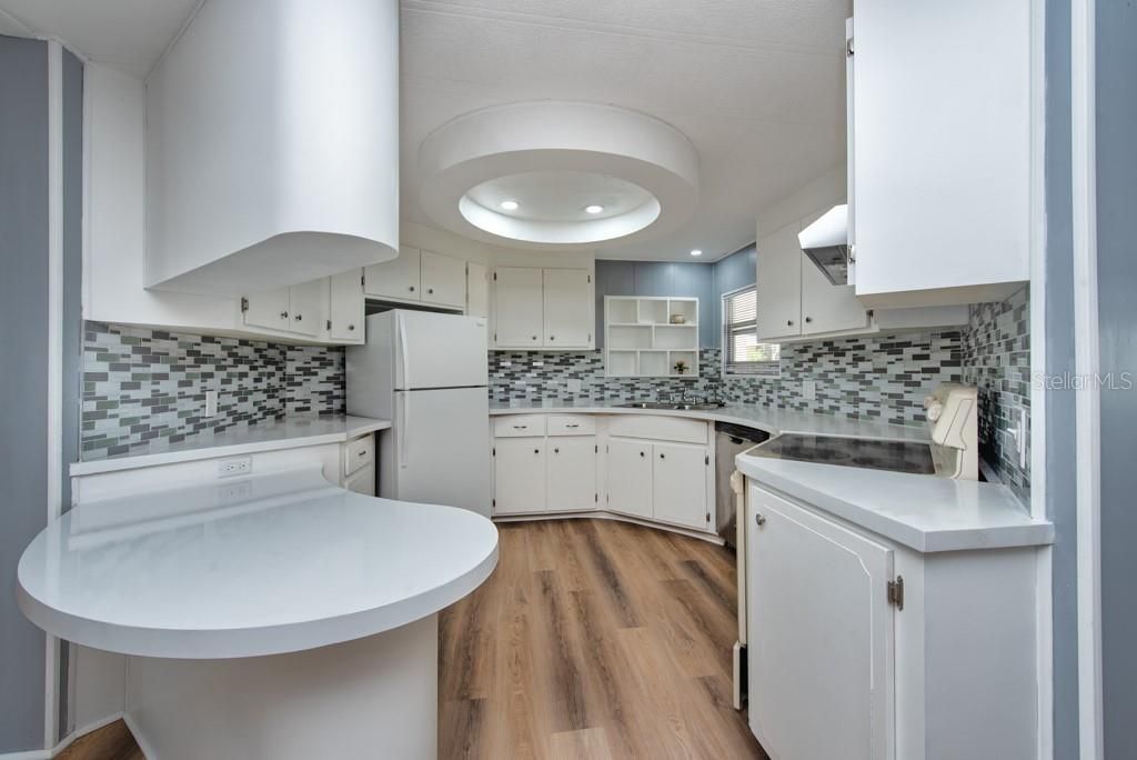 For Sale: $109,300 (2 beds, 2 baths, 1320 Square Feet)