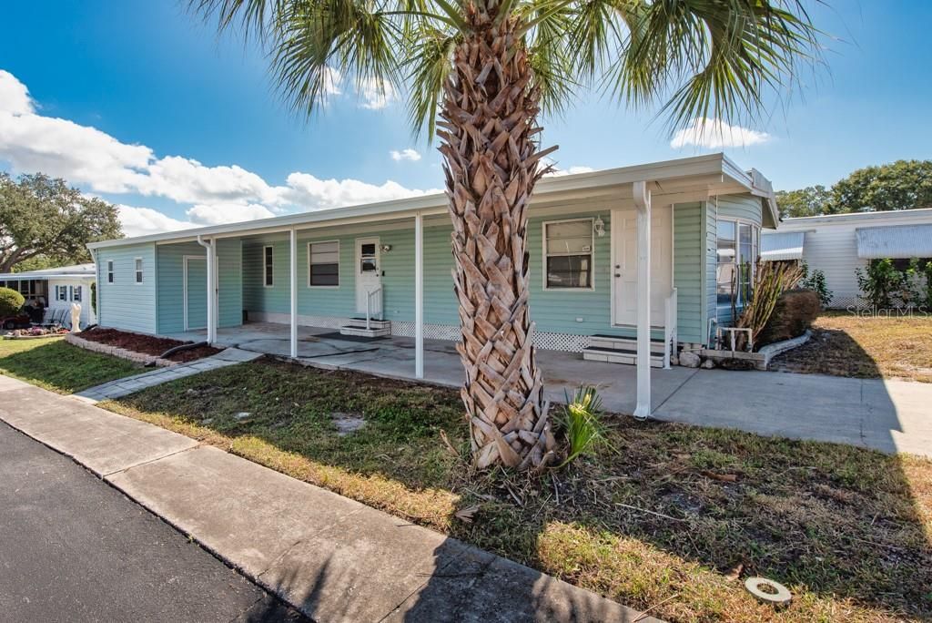 For Sale: $109,300 (2 beds, 2 baths, 1320 Square Feet)