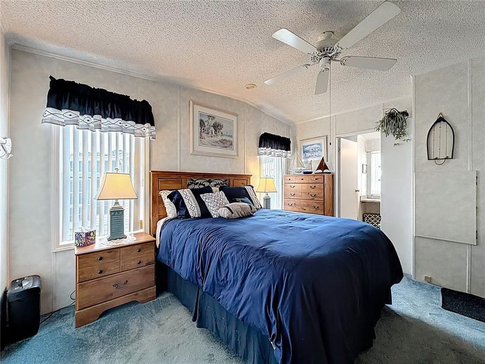 待售: $165,500 (2 贝兹, 2 浴室, 768 平方英尺)