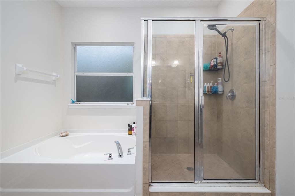 待售: $489,000 (4 贝兹, 3 浴室, 2957 平方英尺)