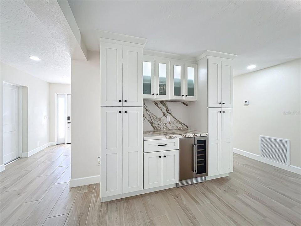 For Sale: $489,000 (4 beds, 3 baths, 1796 Square Feet)