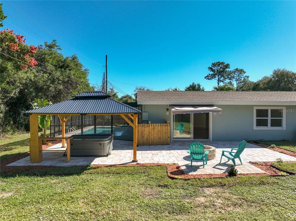 For Sale: $489,000 (4 beds, 3 baths, 1796 Square Feet)