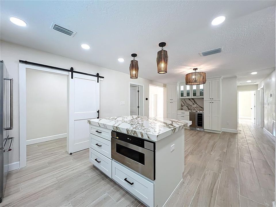 For Sale: $489,000 (4 beds, 3 baths, 1796 Square Feet)