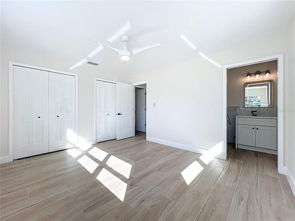 For Sale: $489,000 (4 beds, 3 baths, 1796 Square Feet)