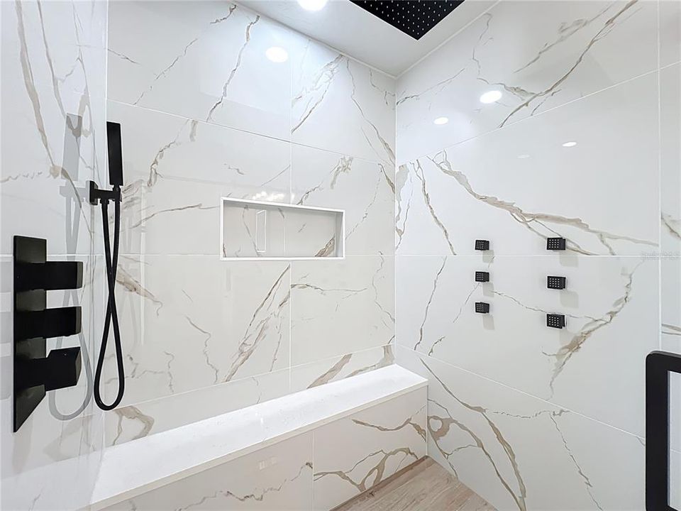 For Sale: $489,000 (4 beds, 3 baths, 1796 Square Feet)