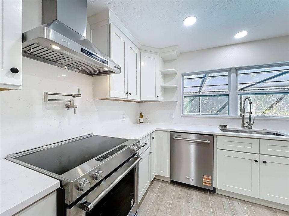 For Sale: $489,000 (4 beds, 3 baths, 1796 Square Feet)