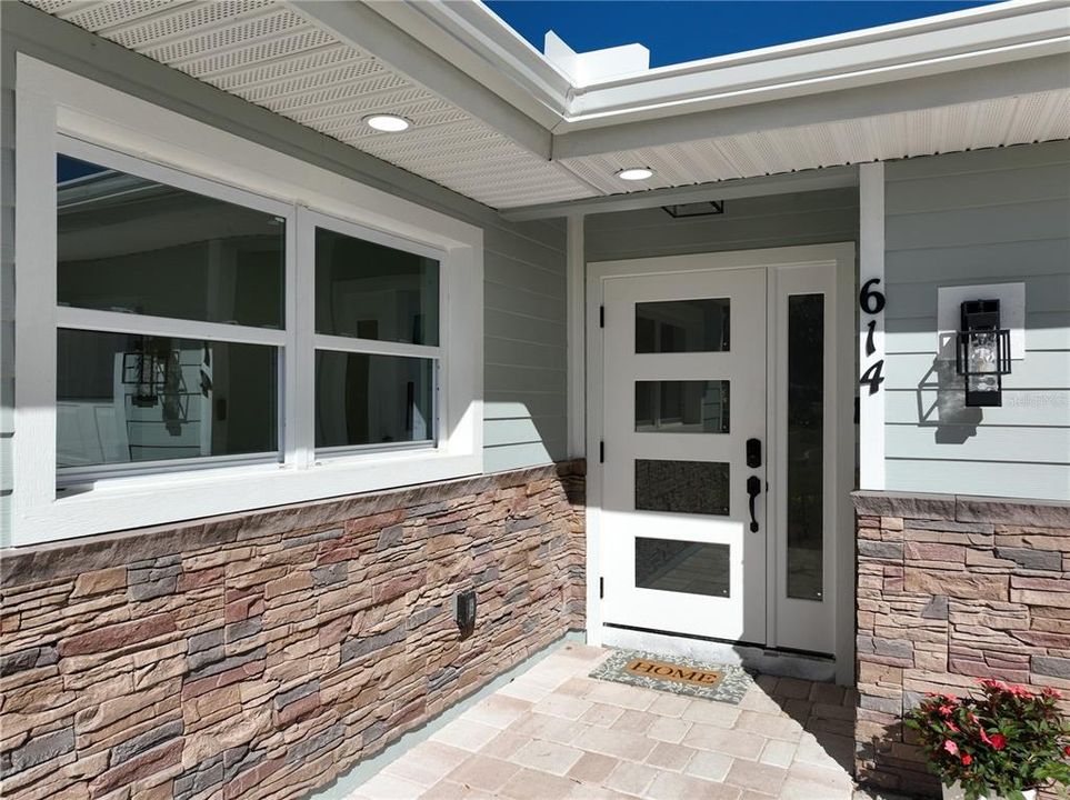 For Sale: $489,000 (4 beds, 3 baths, 1796 Square Feet)