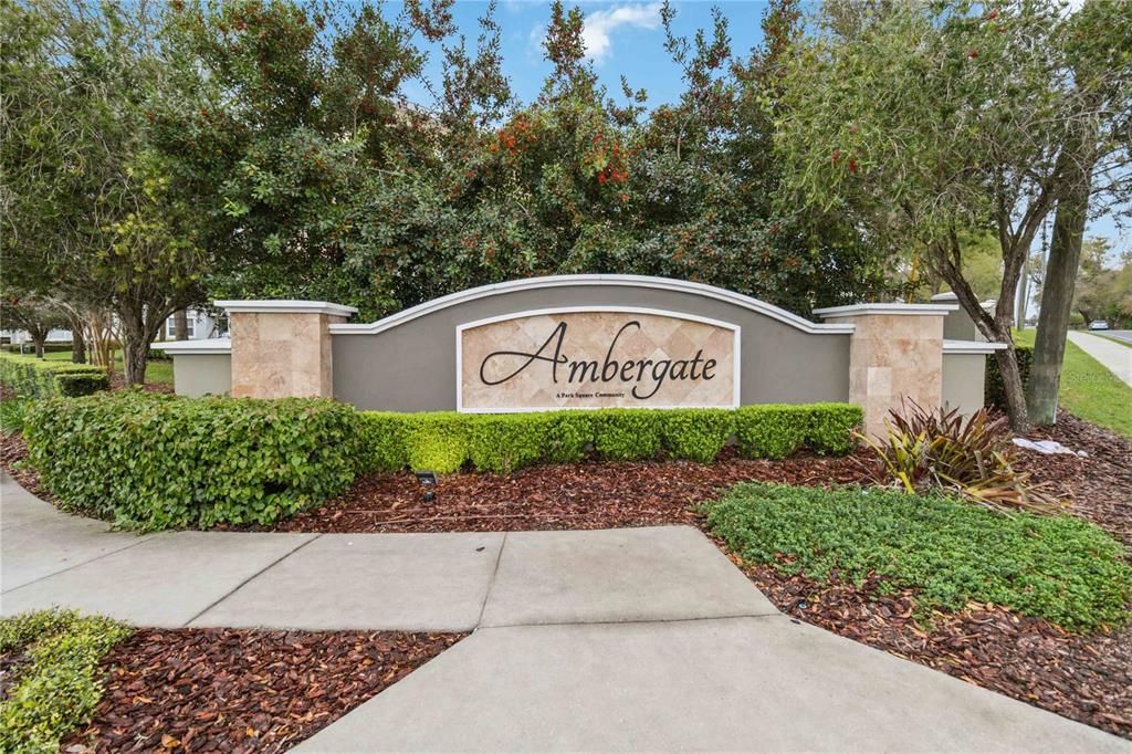 Под контрактом: $305,000 (3 спален, 2 ванн, 1571 Квадратных фут)